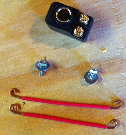 два коротких кусков проволоки прикрепить два коротких кусков проволоки прикрепить